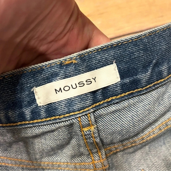 Moussy High Rise Denim Shorts - Picture 4 of 9